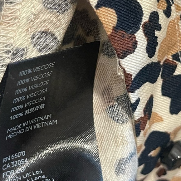 Maeve by Anthropologie Ruffles Long Sleeve Button Down Shirt Size 6 - Picture 6 of 7